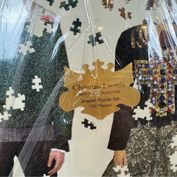 Christian Lacroix Heritage Collection Love Who You Want Jigsaw Puzzle Nee/Sealed - Picture 6 of 8